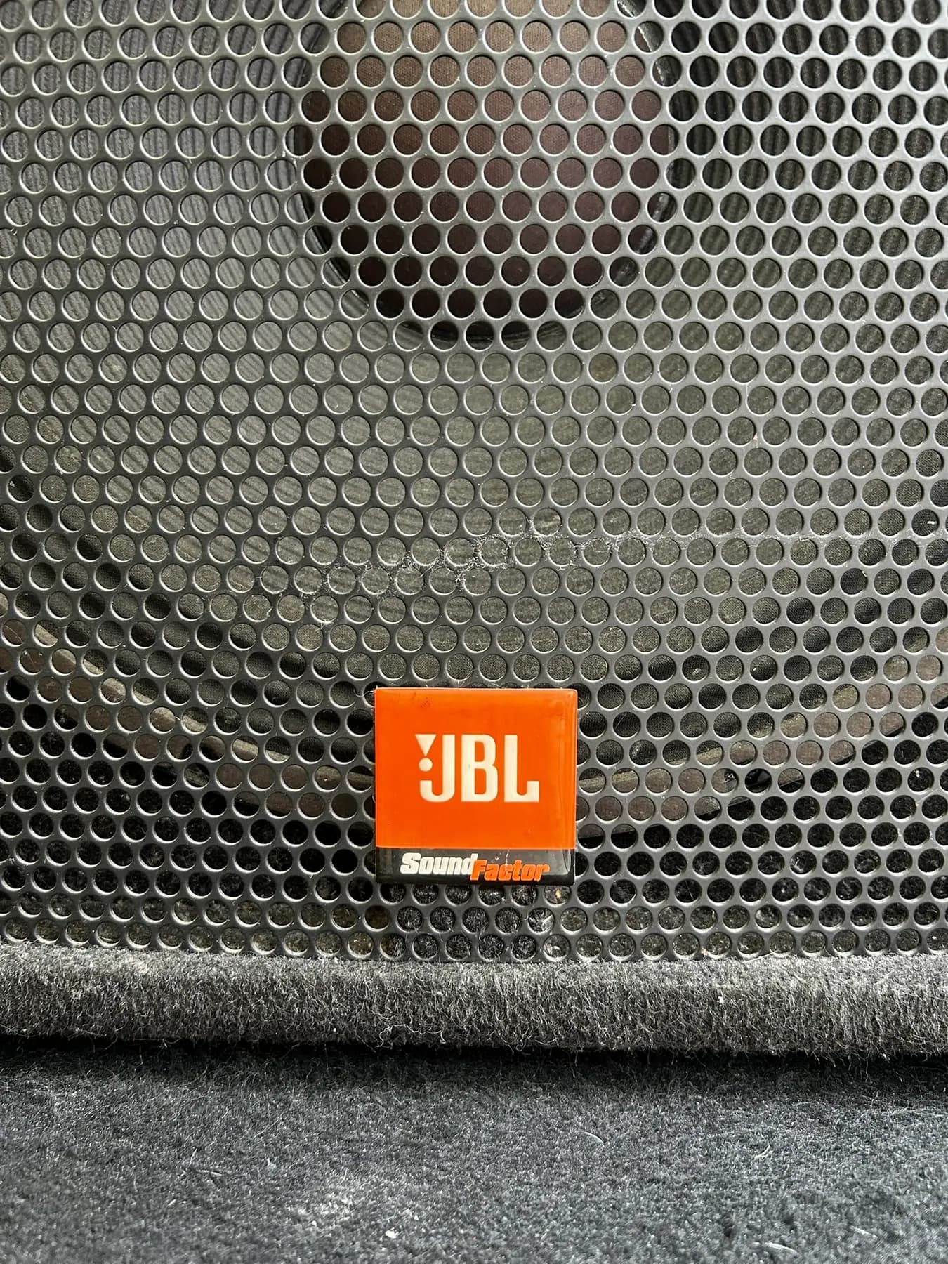Emblema JBL SoundFactor - JBL