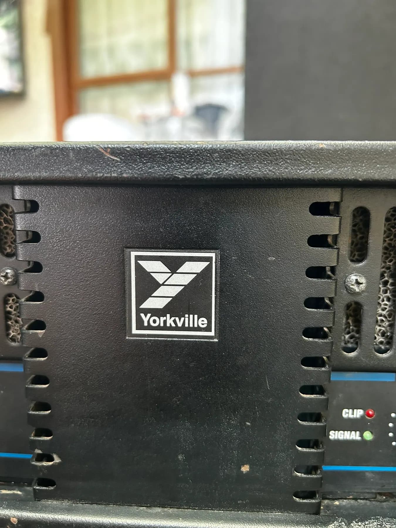 Logo Yorkville en rack - Yorkville