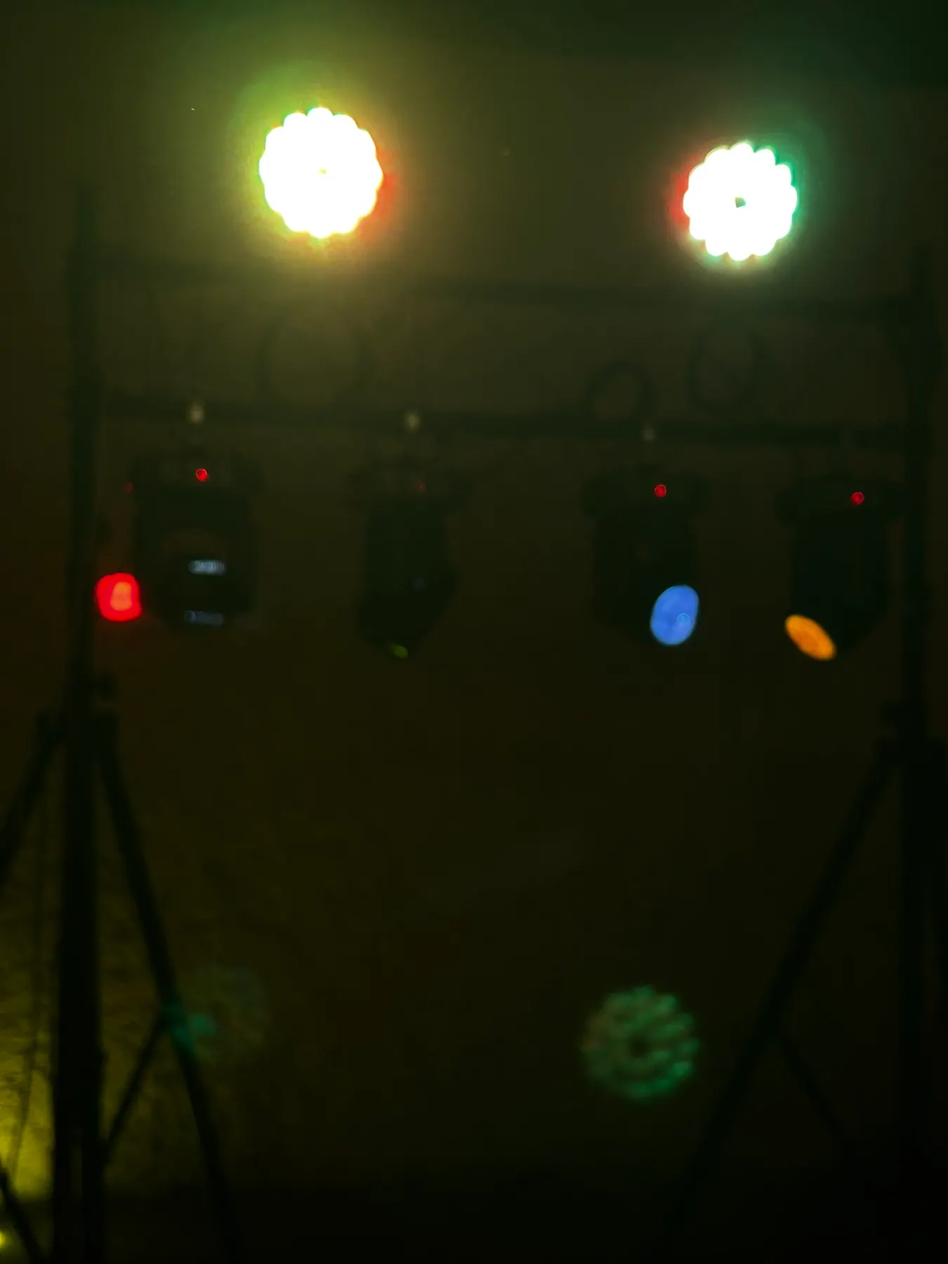 Ambiente cálido con luces - LED